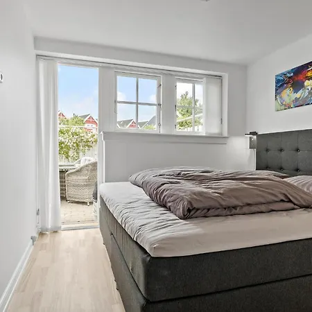 Front In Nykobing Sj