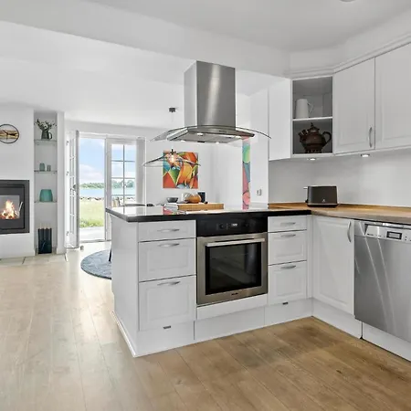 Front In Nykobing Sj *